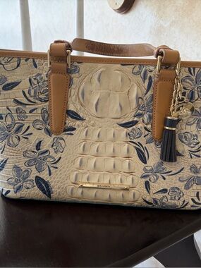 Floral Embossed Croc-Texture Tote with Tassel Charm - Cream & Navy